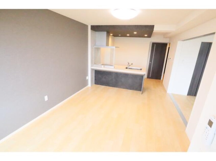  近鉄難波線・奈良線/新大宮駅 徒歩8分 1階 1年未満