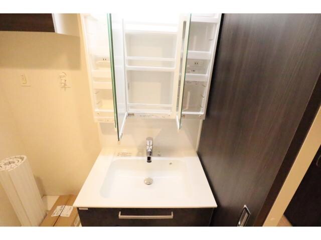  近鉄難波線・奈良線/新大宮駅 徒歩8分 1階 1年未満