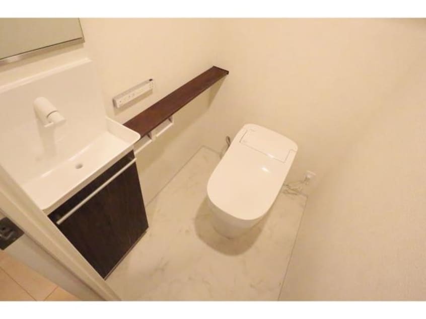  近鉄難波線・奈良線/新大宮駅 徒歩8分 1階 1年未満