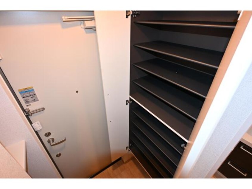  奈良線/奈良駅 徒歩11分 3階 1年未満