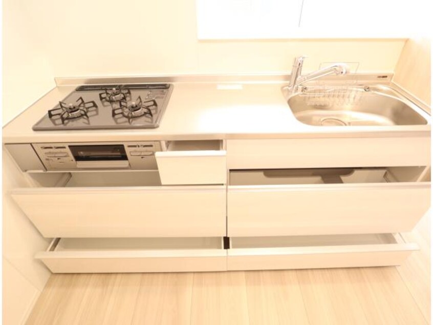  大和路線・関西本線/奈良駅 バス13分永井町下車:停歩5分 3階 1年未満