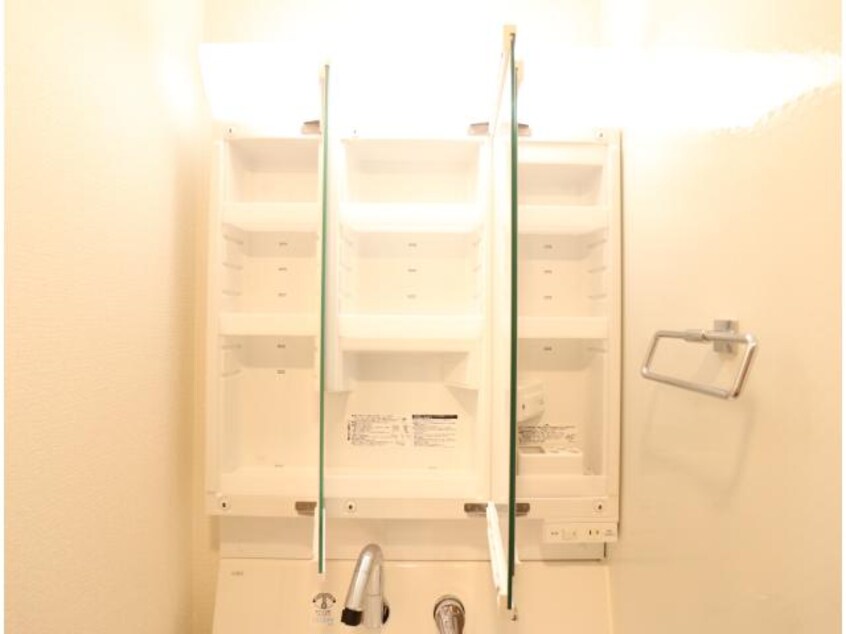  大和路線・関西本線/奈良駅 バス13分永井町下車:停歩5分 3階 1年未満