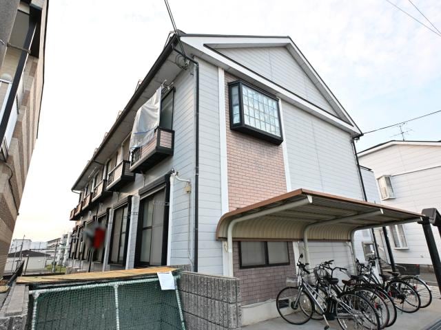  大和路線・関西本線/奈良駅 バス9分北神殿下車:停歩6分 1階 築27年