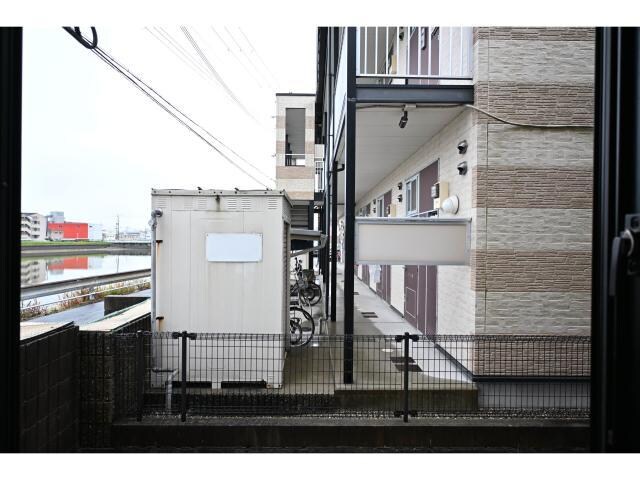  大和路線・関西本線/奈良駅 バス9分北神殿下車:停歩6分 1階 築27年