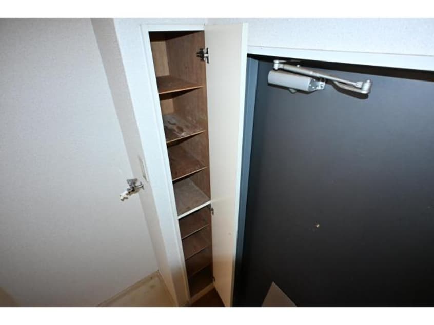  大和路線・関西本線/奈良駅 バス9分北神殿下車:停歩6分 1階 築27年