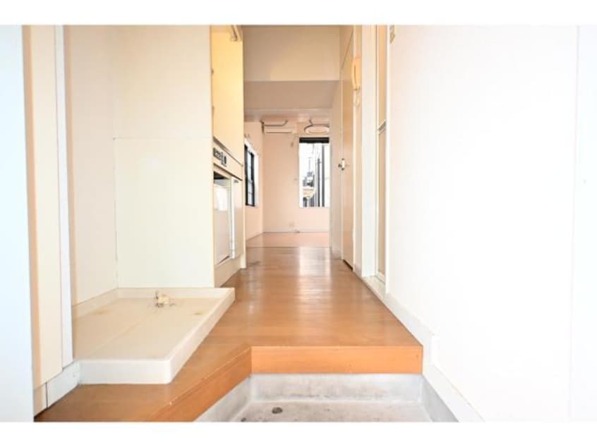  大和路線・関西本線/奈良駅 バス9分北神殿下車:停歩6分 1階 築27年