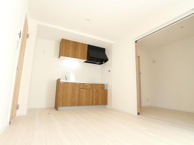  近鉄難波線・奈良線/近鉄奈良駅 徒歩20分 1階 1年未満