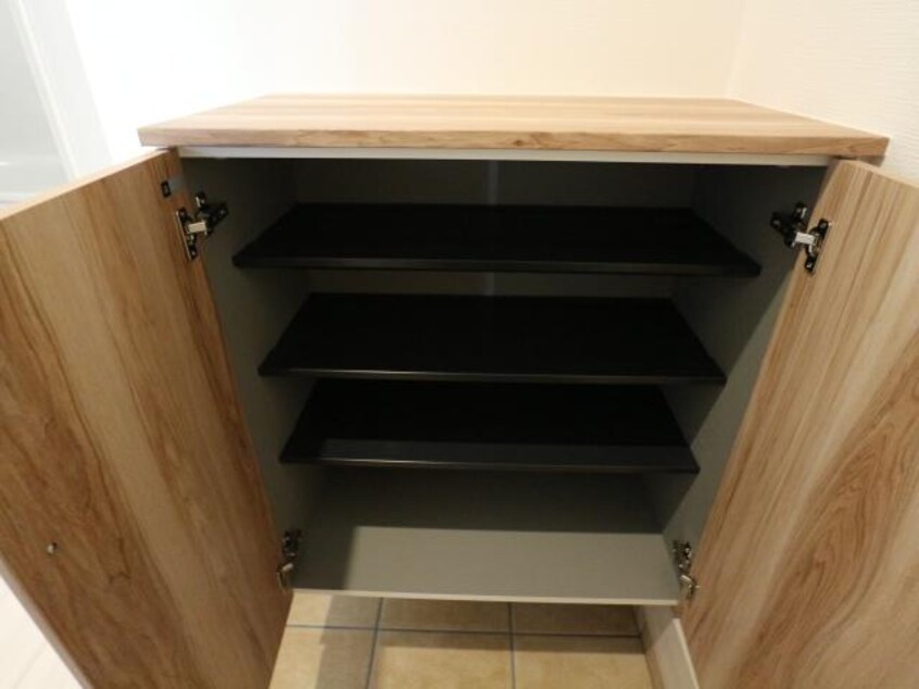  近鉄難波線・奈良線/近鉄奈良駅 徒歩20分 3階 1年未満