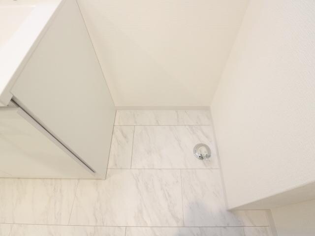  近鉄難波線・奈良線/近鉄奈良駅 徒歩20分 1階 1年未満