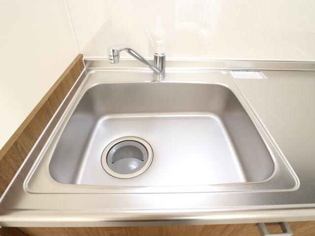  近鉄難波線・奈良線/近鉄奈良駅 徒歩20分 1階 1年未満