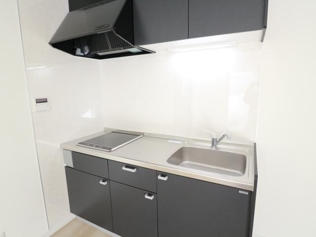  近鉄難波線・奈良線/近鉄奈良駅 徒歩20分 1階 1年未満