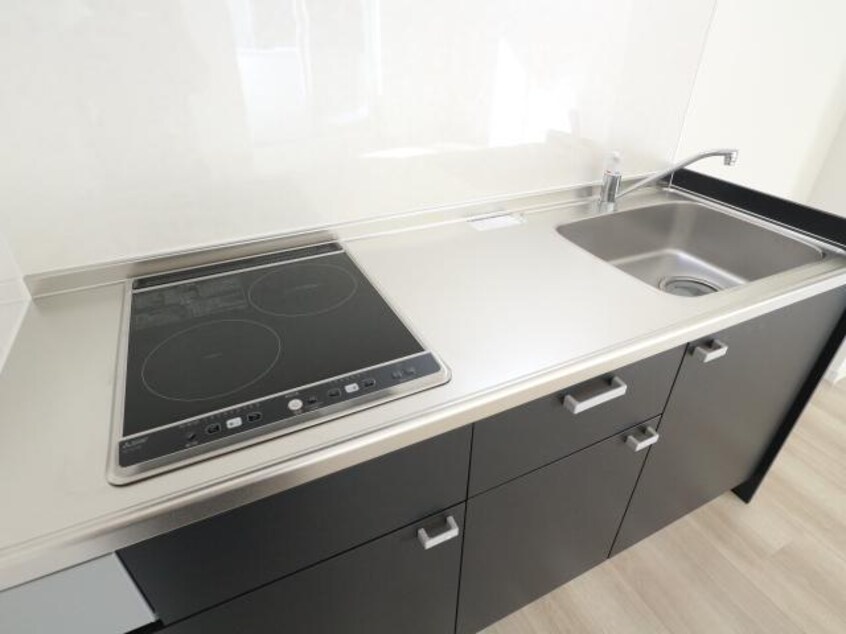  近鉄難波線・奈良線/近鉄奈良駅 徒歩20分 1階 1年未満