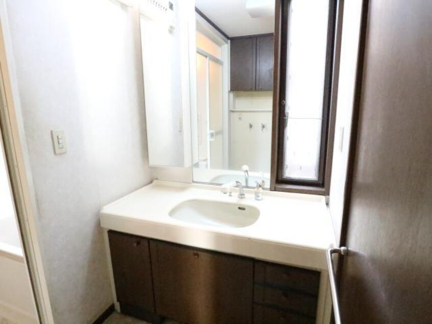  大和路線・関西本線/加茂駅 徒歩15分 1-2階 築32年