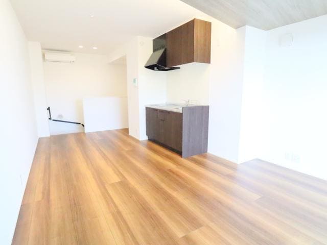  近鉄難波線・奈良線/新大宮駅 徒歩20分 1-2階 1年未満