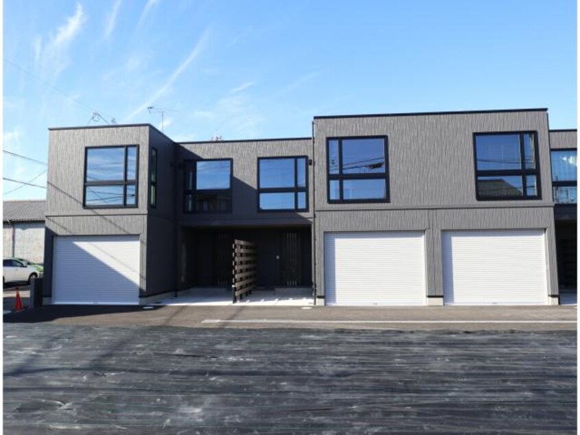  近鉄難波線・奈良線/新大宮駅 徒歩20分 1-2階 1年未満