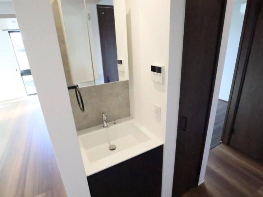  近鉄難波線・奈良線/新大宮駅 徒歩20分 1-2階 1年未満