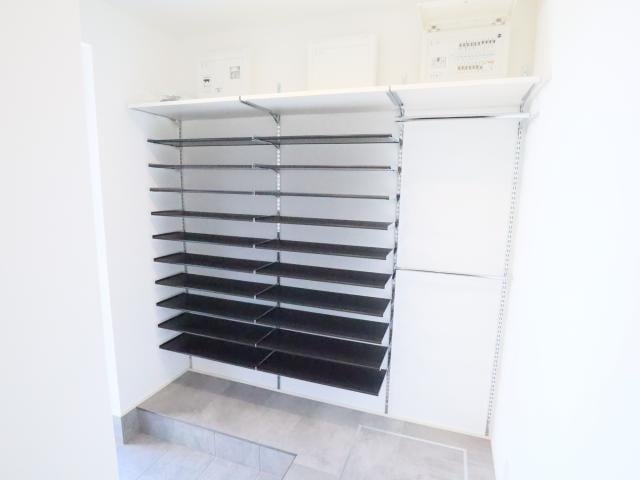  近鉄難波線・奈良線/新大宮駅 徒歩20分 1-2階 1年未満