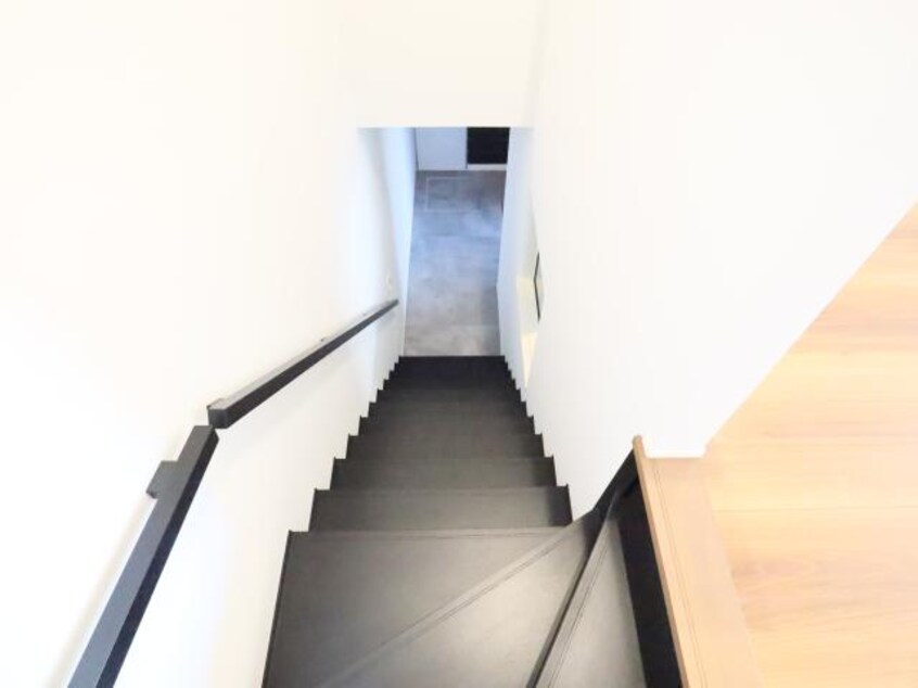  近鉄難波線・奈良線/新大宮駅 徒歩20分 1-2階 1年未満