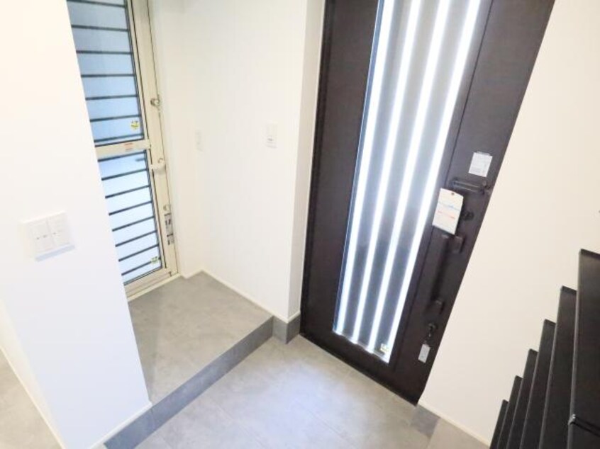  近鉄難波線・奈良線/新大宮駅 徒歩20分 1-2階 1年未満