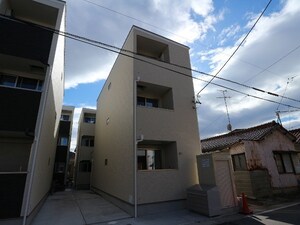 ＲＥＧＡＬＥＳＴ　ＶＩＬＬＡ