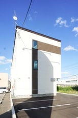 メニーズコート西宮の沢タウンD