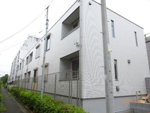 カトライア