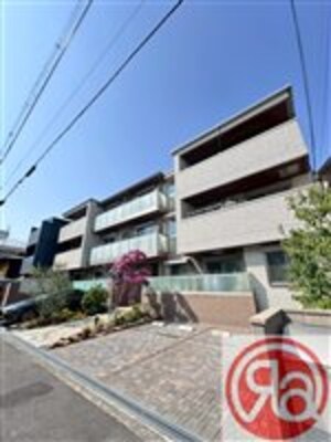 シャーメゾンエミシア清水丘