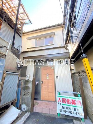 岡田貸家