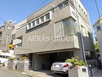 クレストハウス