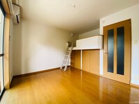 ダム・ド香椎壱番館