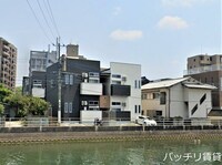 アンピオ姪浜八番館