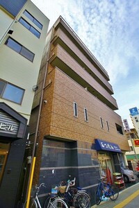 ロータスコート