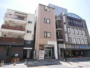 コンポーズ博多