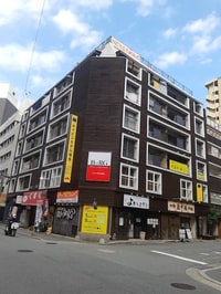 ブルク博多駅前