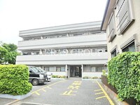 ラフレシアハイツ