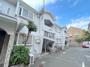 フォレスト市川