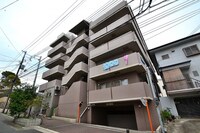 神戸中山手ハウス