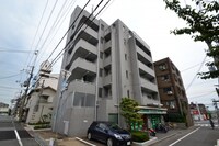 コンブリオアダチ