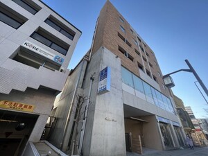 プロヴィデンス岡本