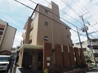 ファミーユあじさい