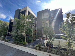 パルナシアン御影