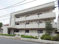 ファミール三田