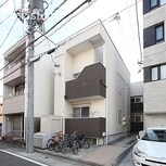 Grandtic Castle