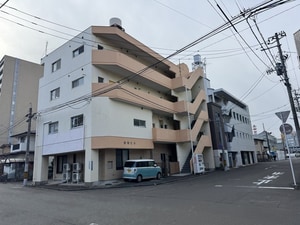 岩間ビル