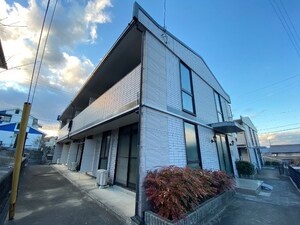 グランピア A棟