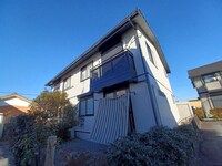 メゾンソリアードB棟