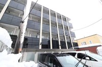 ＦｅｒａＣｈｅｖａｌ