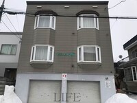 モニュメント25