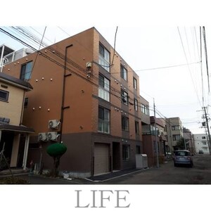 クレアメゾン東札幌