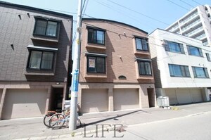 アプレシアール札幌ドス